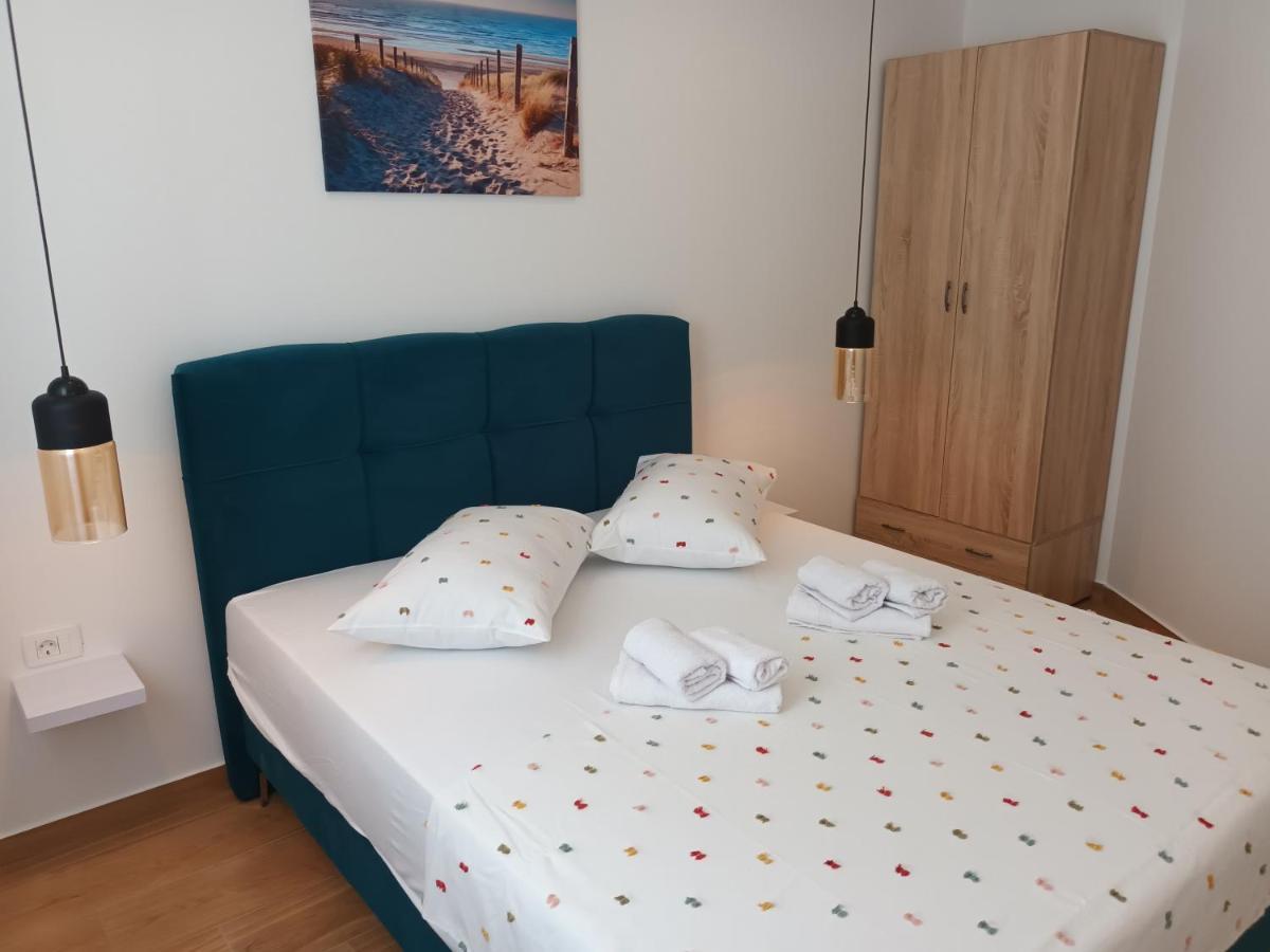 Apartmani Tolj Makarska Zewnętrze zdjęcie