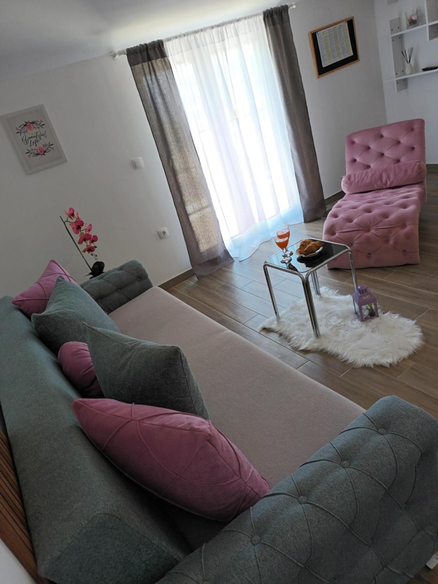 Apartmani Tolj Makarska Zewnętrze zdjęcie